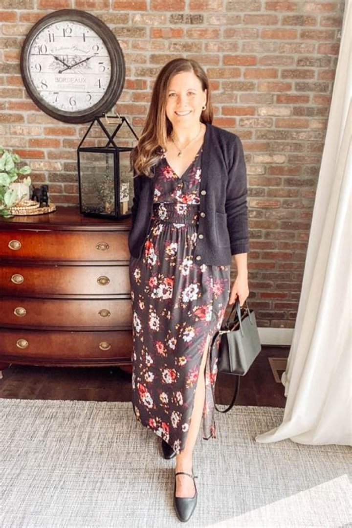 Can I wear a cardigan with a maxi dress?