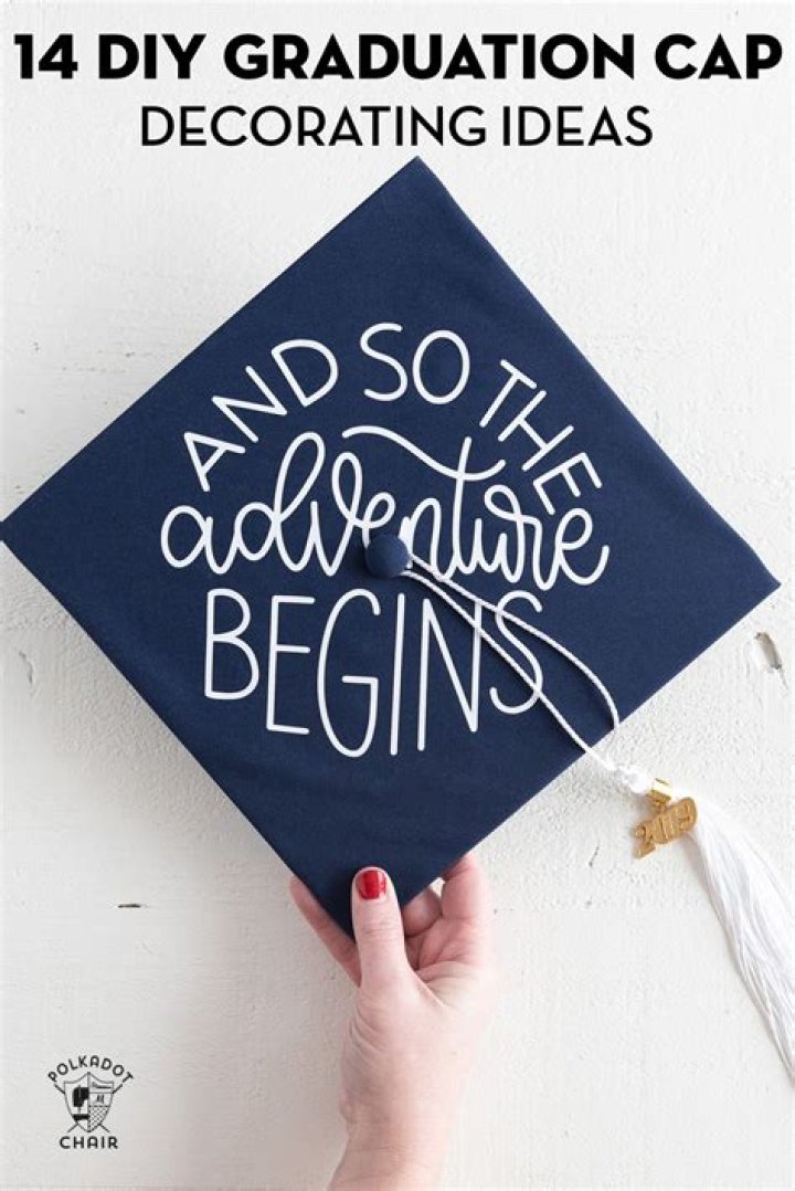 Do guys decorate their caps for graduation?