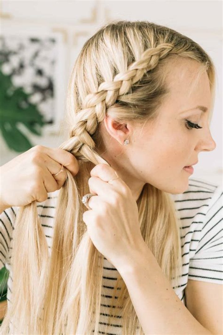Do pigtail braids make you look younger?