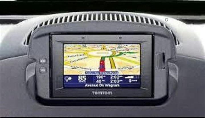 Does Aygo have satnav?