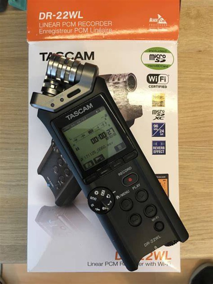 How do I update my Tascam DR 22WL?
