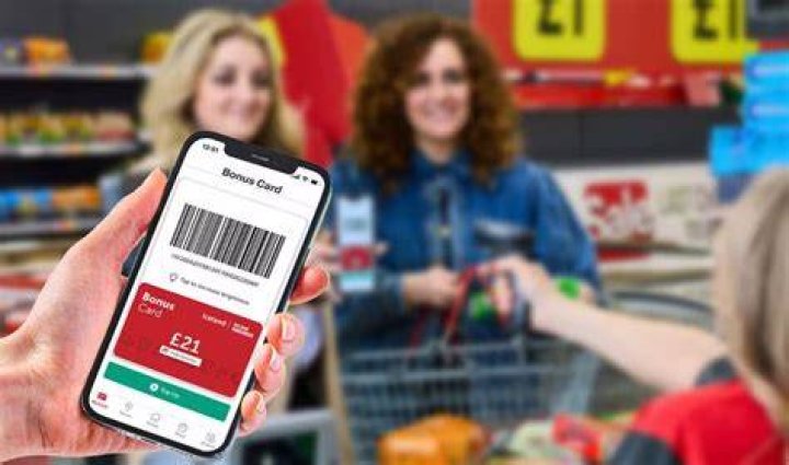 How do I use my Iceland discount card online?