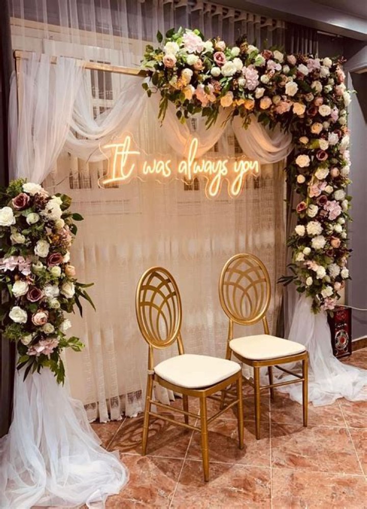 How do you get a white picture backdrop?