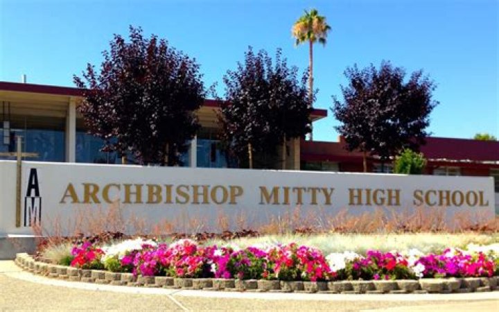 How do you get into Mitty High School?