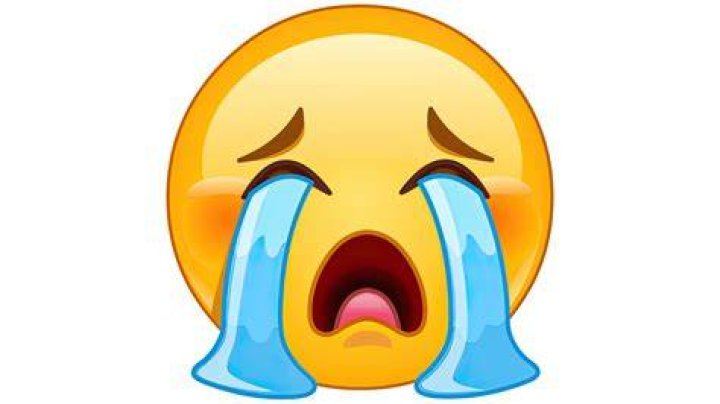 How do you make a crying face on Facebook?