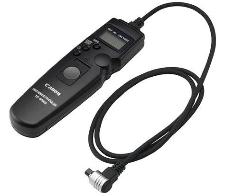 How do you use the remote shutter release on a Canon 7D?