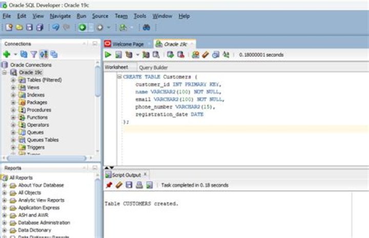 How do you write a CASE statement in select query in Oracle?