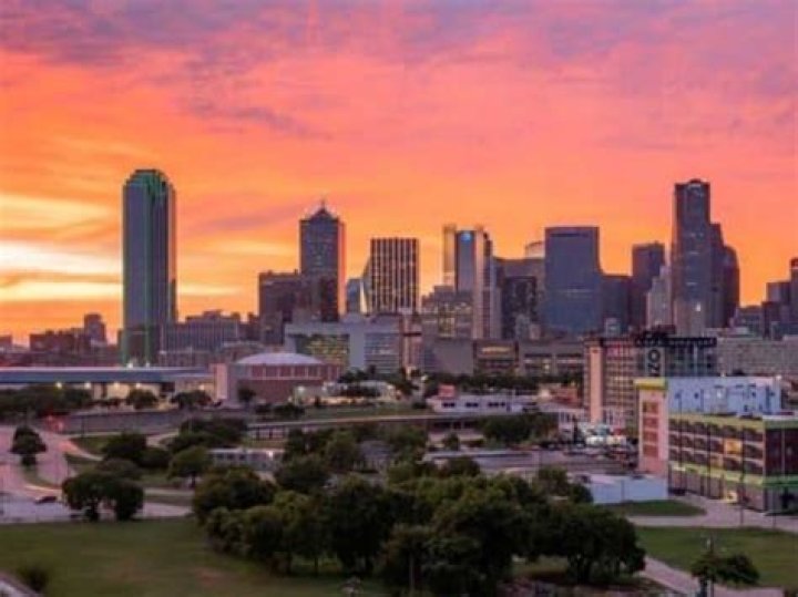 How hot is Dallas in October?
