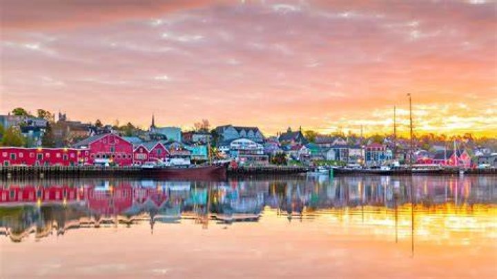 How many Punjabi are there in Nova Scotia?