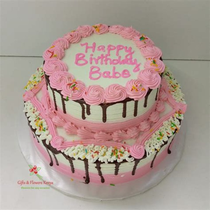 How much does a 1 kg cake cost?