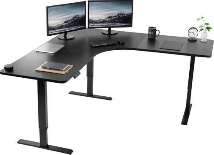 Is an L shaped desk better?