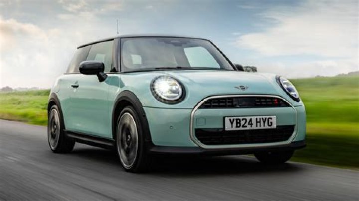 Is Mini Cooper good for highways?