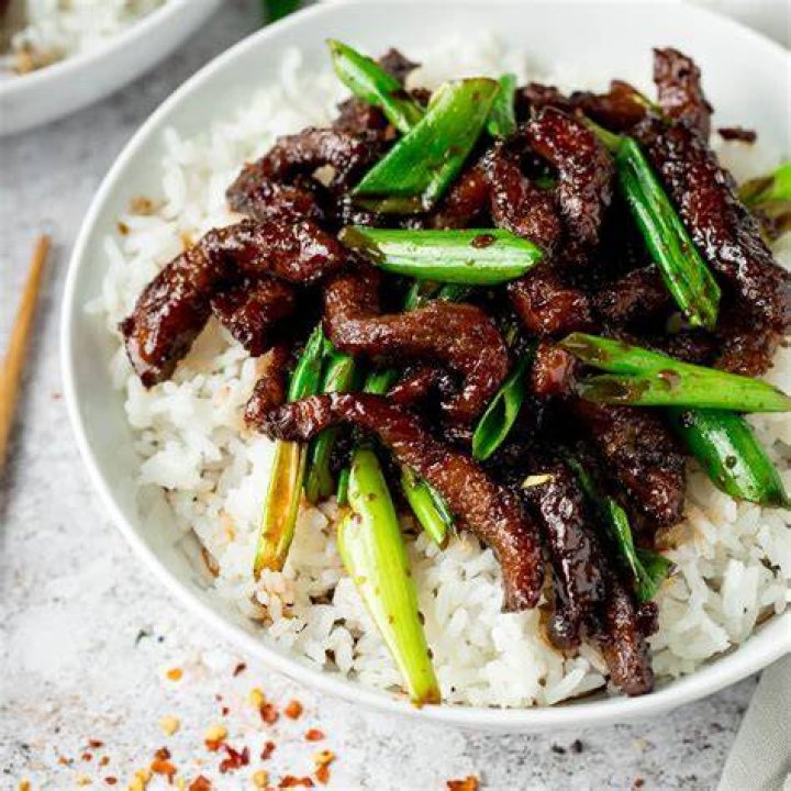 Is Mongolian beef high in calories?