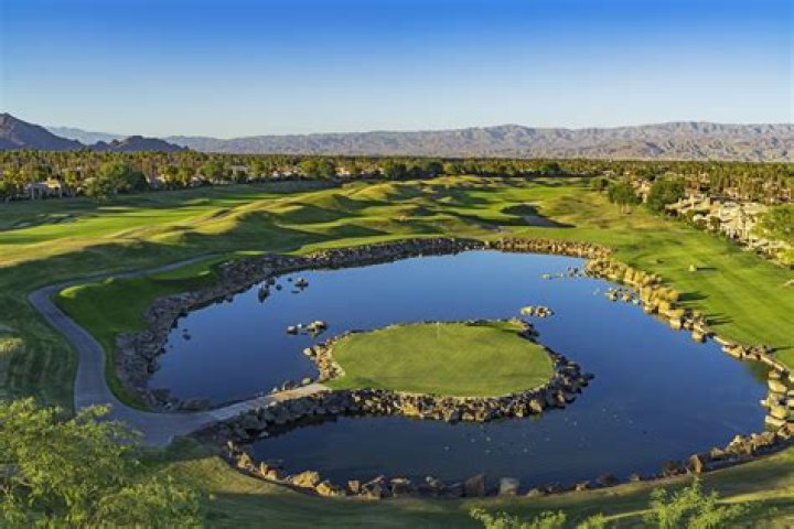 Is Pete Dye Golf Club public?
