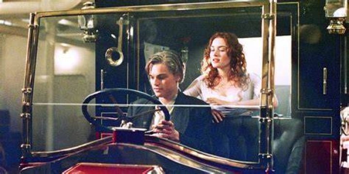 Is there a car scene in Titanic?