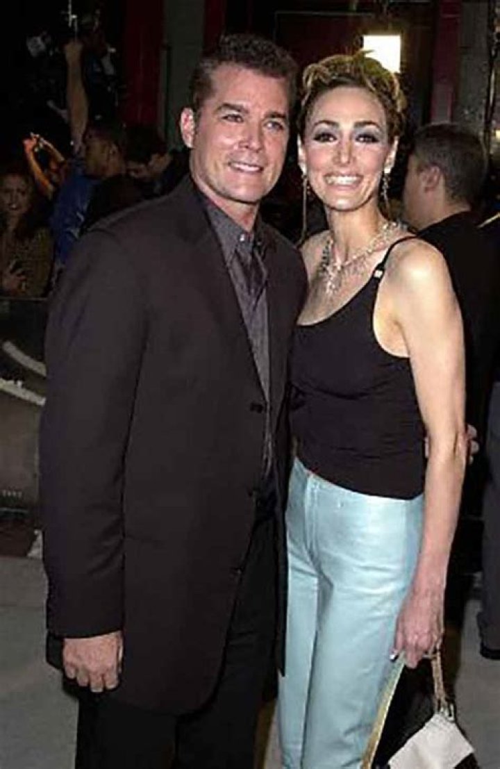 Michelle Grace Bio, Husband, Ray Liotta, Children, Divorce, Net Worth & Facts