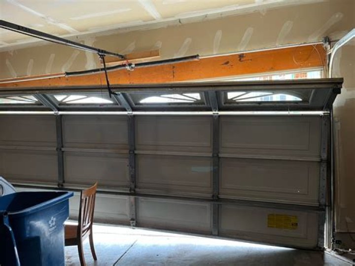 What are the common garage door problems?