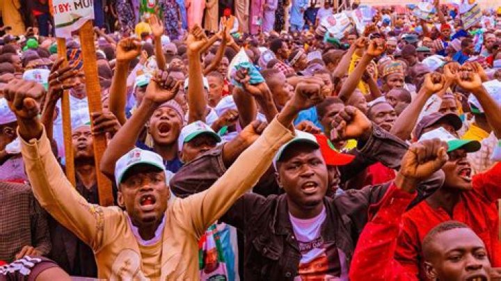 What are the problems of youths in Nigeria?