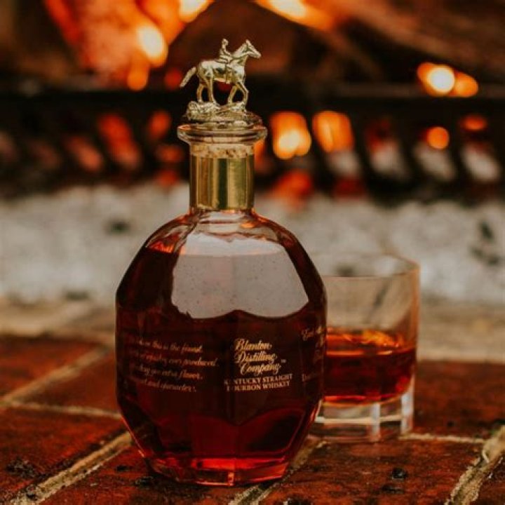 What Bourbon has a horse on top?