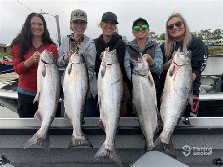 What fish are in Crescent Lake?