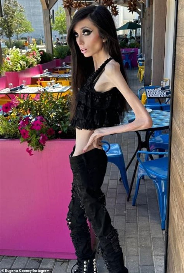 What is an anorexic girl?