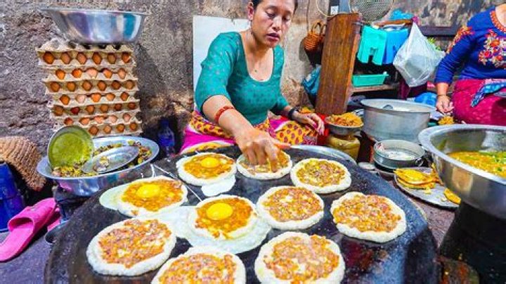 What is the famous street food of Nepal?
