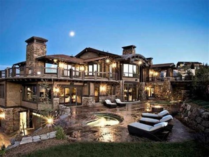 What is the most beautiful house in America?