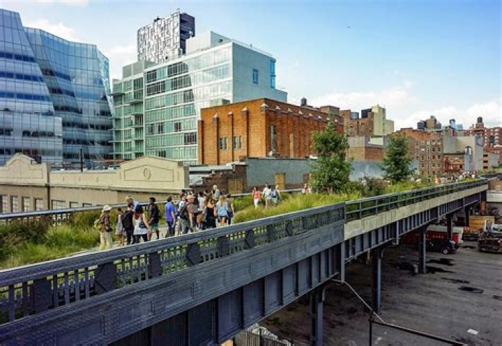 What is unique about the High Line park in New York City?