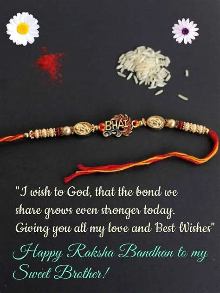 What should I gift my sister on Rakhi?