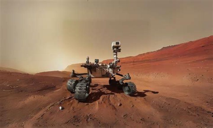 What was at the center of the Curiosity cube?