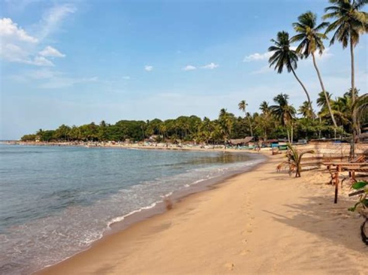 Which district is Arugam Bay in?
