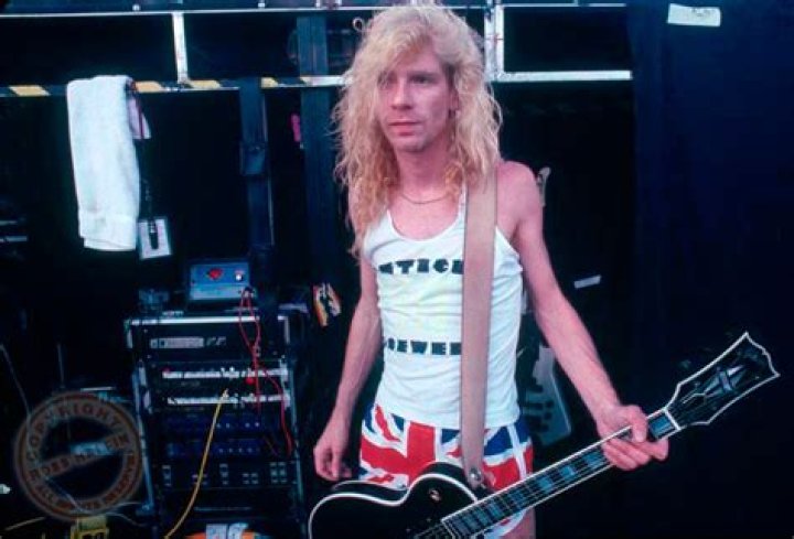 Who died from Def Leppard?