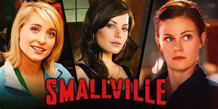 Who played Plastique in Smallville?