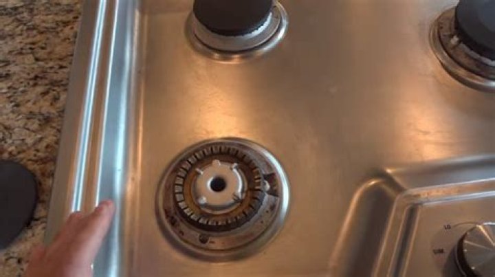 Why gas stove suddenly stopped working?